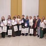 Виктор Маслаков поддержал конкурс «Песня не знает границ» в Академическом районе