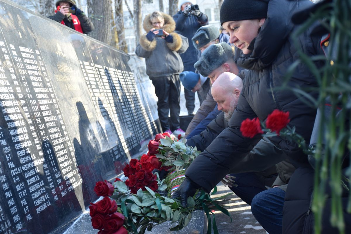 Память воинов-интернационалистов почтили в Пскове в 37-ю годовщину вывода войск из Афганистана