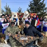 Молодогвардейцы организовали празднование Масленицы в Кемерове