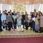 Чистопольские единороссы поздравили супругов Черножуковых