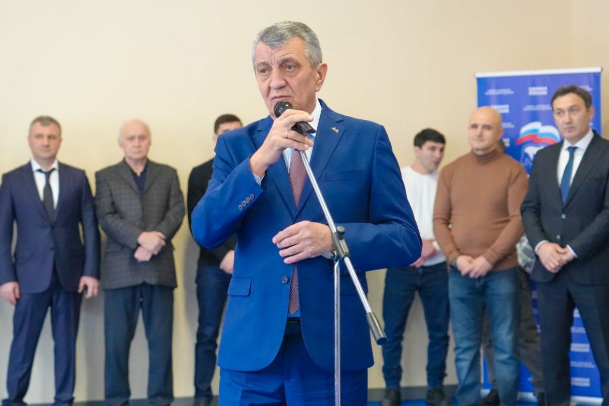 При поддержке «Единой России» в Северной Осетии стартовал проект «Борьба в школы»
