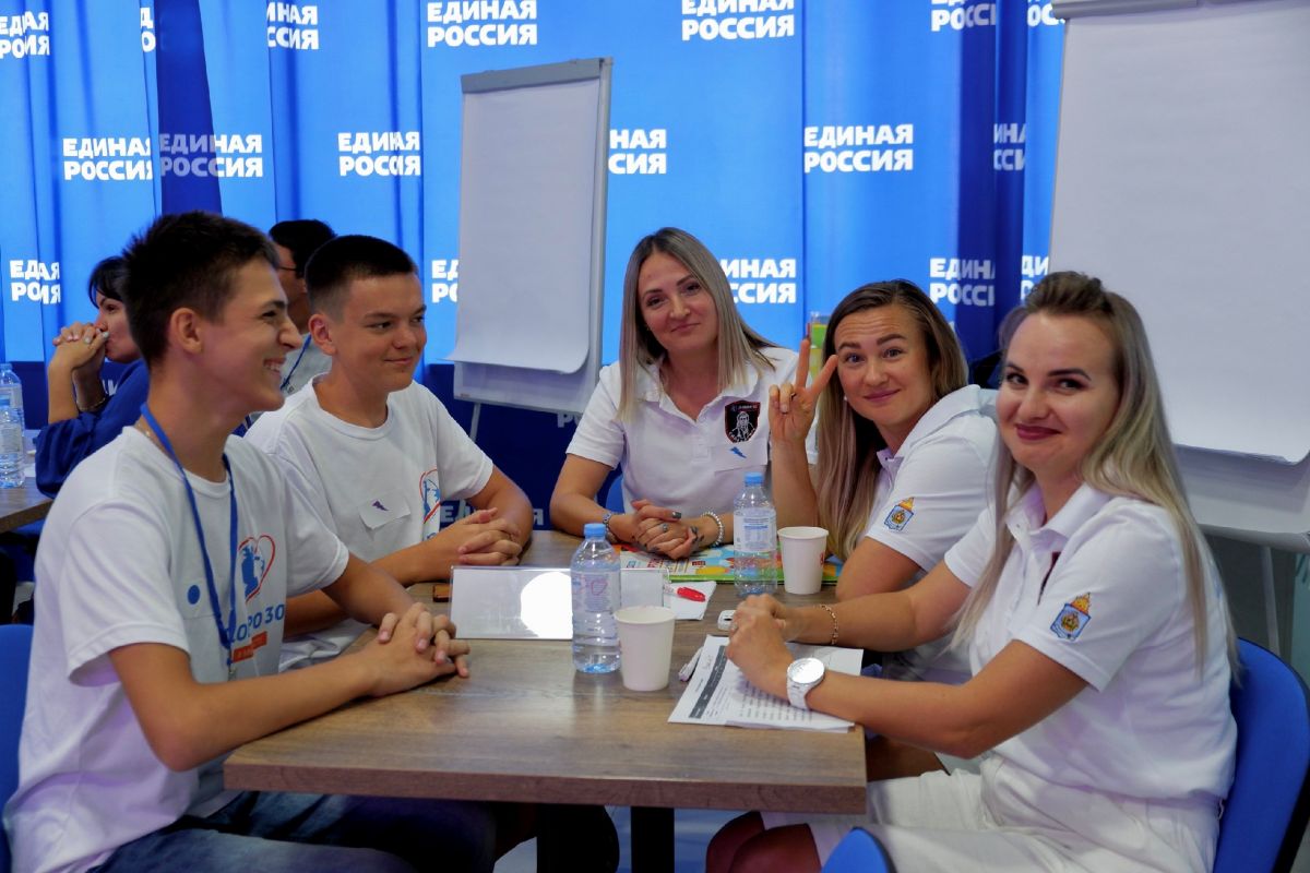 Астраханским волонтёрам расскажут, как подать заявку на Добровольческую премию «Добро 30»