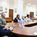 «Единая Россия» начала курс лекций для военных СВО и членов их семей