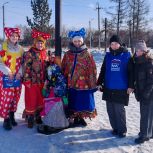Беловские единороссы провели масленичные гулянья
