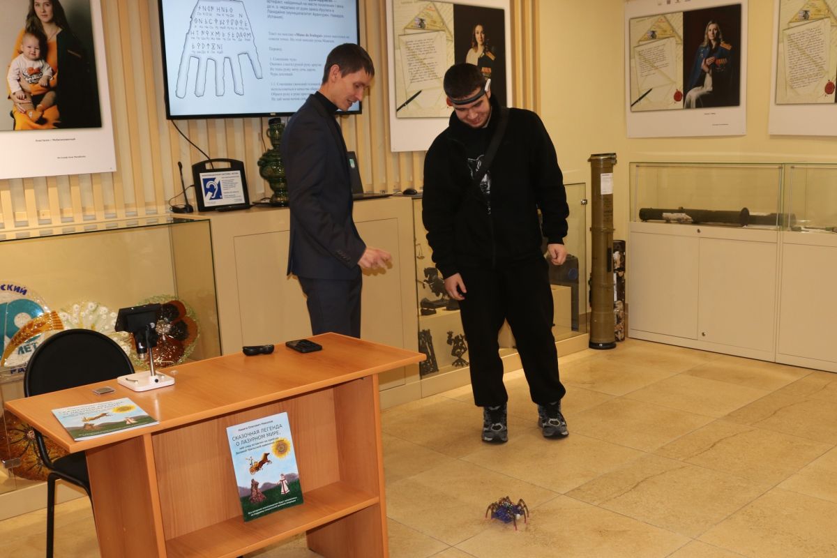 В Сосновском округе в преддверии Дня российской науки прошла увлекательная встреча студентов с ученым-исследователем