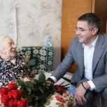 Алексей Эрк поздравил Почетного гражданина города-героя Тулы Лидию Забиякину со 102-летием