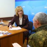Анна Ганцева провела Единый день приема участников СВО и членов их семей в Региональной общественной приемной «Единой России»