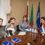 Анна Кузнецова: В единый день приёмов участников СВО и их семей по вопросам получения выплат в приёмные «Единой России» обратились более двух тысяч человек