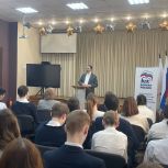 Депутат Михаил Иванов провел для сормовских школьников урок о вреде вейпов