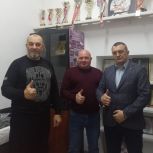 Единая Россия объединяет лидеров: ряды сторонников партии в Магнитогорске пополнил заслуженный тренер Виктор Нечкин