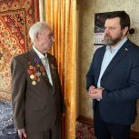 Юрий Станкевич поздравил ветеранов, командование, преподавателей и курсантов высшего военного училища с 23 февраля