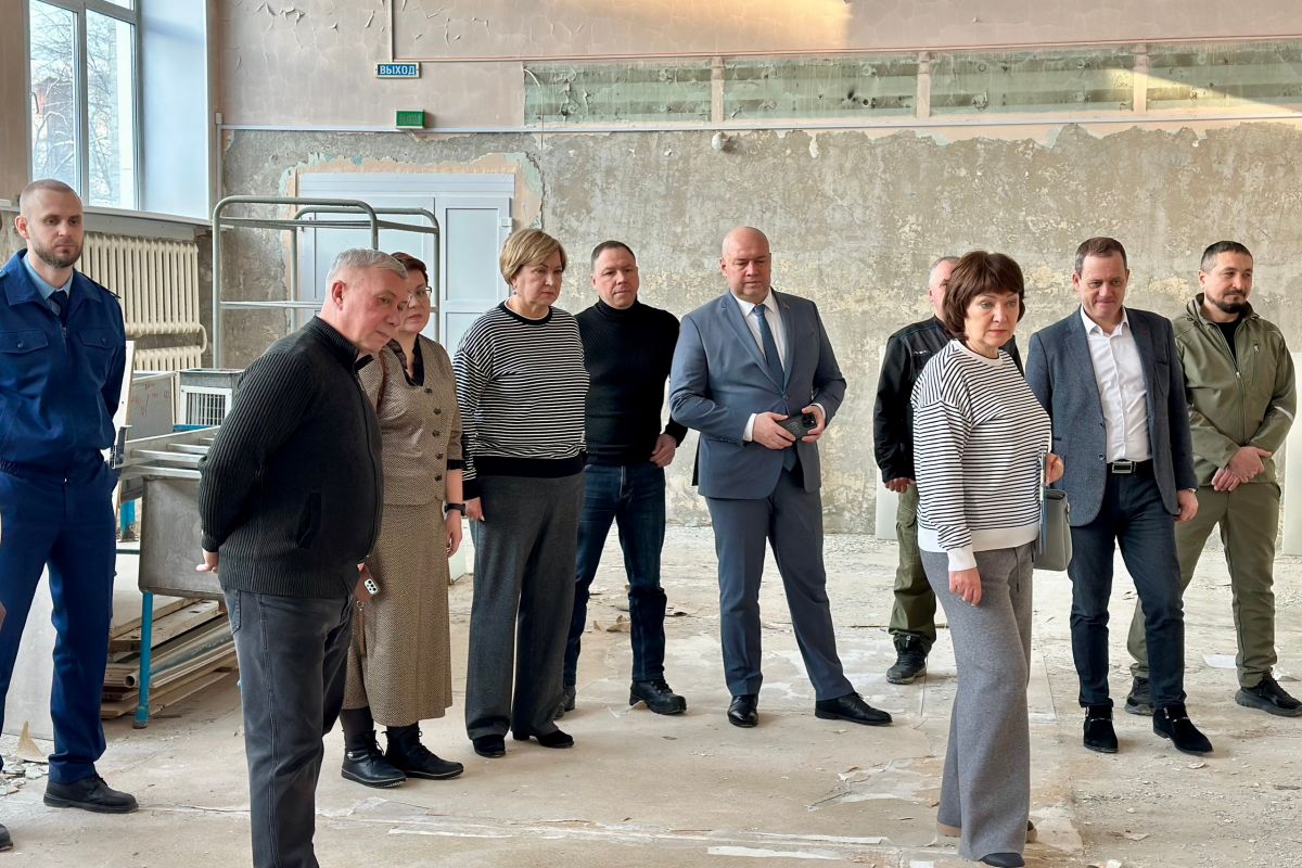 Капитальный ремонт школы №163 Зеленогорска на контроле «партийного десанта»