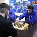 «Единая Россия» провела в Грозном турнир «Шахматы для СВОих»