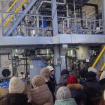 «Единая Россия» организовала для иркутских школьников экскурсию в Институт химии