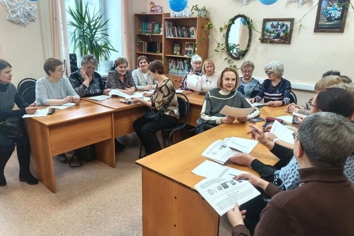 Представители старшего поколения г. Мирный приняли участие в интеллектуальной игре-викторине
