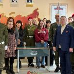В красноярских школах открыли Парты Героев