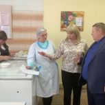 Панков отметил, что инициатива Володина помогает улучшить питание в сельских школах