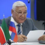 Фарид Мухаметшин поздравил с Днем Государственного герба Республики Татарстан