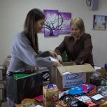 «Вкус дома — вкус Победы»: «Женское движение» отправило камчатским бойцам более 40 коробок гуманитарного груза
