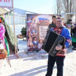 Жители Саратова отметили широкую масленицу