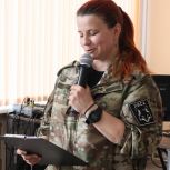 Координатор партпроекта «Женское движение Единой России» Люсьена Дейсар провела «Урок мужества»