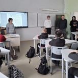 Депутат «Единой России» окажет содействие в обновлении материально технической базы профильных классов