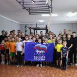 Сила не только в мышцах: в Верхнем Уфалее прошел турнир по уличному спорту
