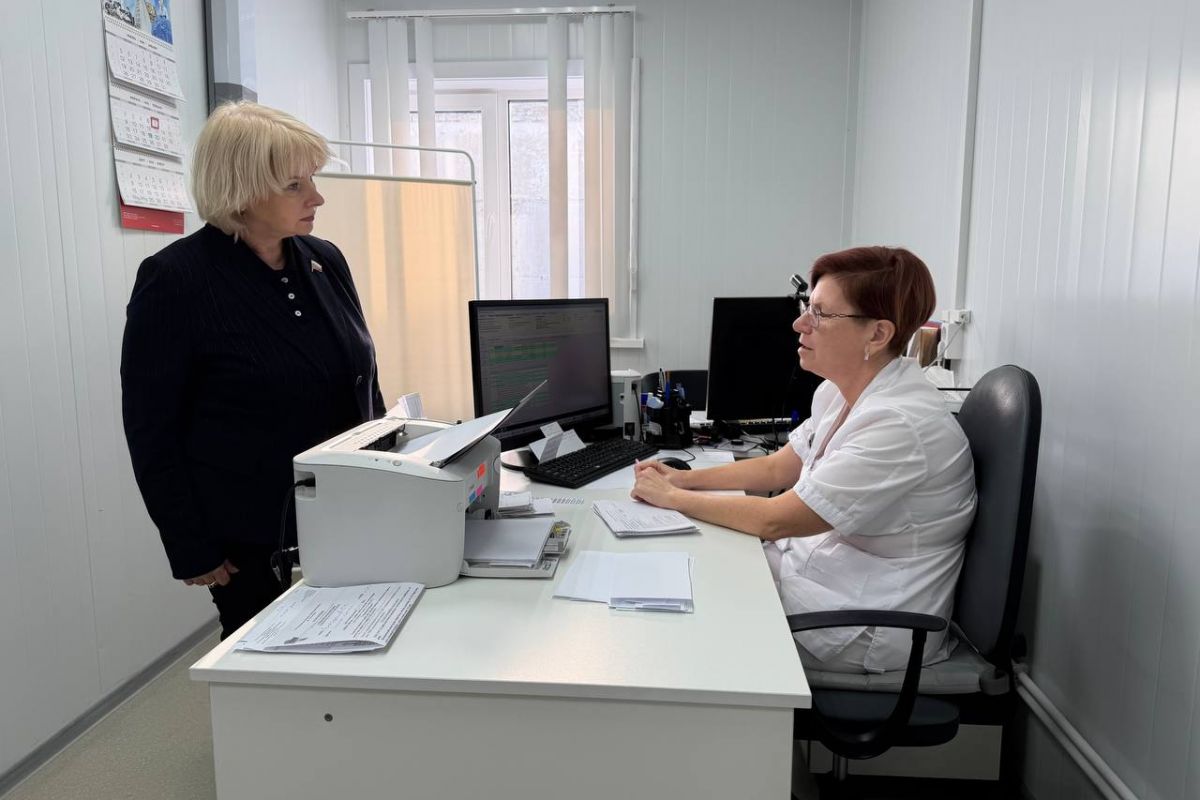 Депутат от «Единой России» проверила кузбасские ФАПы