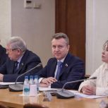 Анатолий Выборный: Защита детей и учителей в образовательном процессе должна оставаться приоритетом