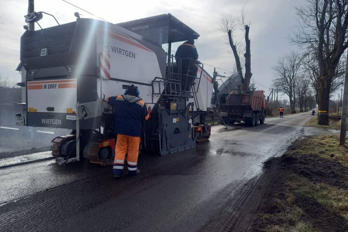 Благодаря партийному проекту «Безопасные дороги» будет обновлено направление «Донское – Синявино – Янтарный»