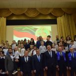 В Железнодорожном районе партийцы наградили детей участников СВО в рамках социального проекта «Мой папа – Герой»