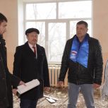 «Единая Россия» побывала в школах Арзгирского и Апанасенковского округов, где стартовал капитальный ремонт