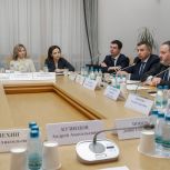 В Министерстве труда РФ планируют пересмотреть размер пособий по уходу за ребенком для матерей-совместителей