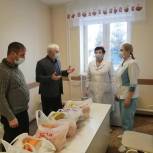 Волонтерские центры «Единой России» работают по всей Тамбовской области в период праздников