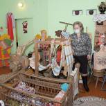 В поселке Октябрьский Мошенского района благодаря партпроекту «Культура малой Родины» отремонтировали Дом народного творчества