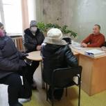 В п. Береговом провел выездной прием депутат Собрания депутатов Каслинского муниципльного района Рашит Мухаметшин