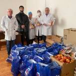 Медперсоналу Буйнакской центральной больницы передали новогодние подарки от депутата Абдулмажида Маграмова