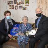 Бековские единоросы поздравили с Днем рождения ветерана войны