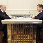 Андрей Турчак и Михаил Мишустин обсудили выполнение поручений Президента по итогам первого Социального онлайн-форума «Единой России»