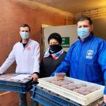 Калужские депутаты передали горячие обеды медицинским работникам