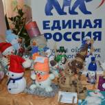 Грамоты и сладкие подарки получили юные победители конкурса «Креативный снеговик» в Шахунье