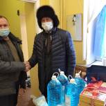 Депутат государственной думы Олег Колесников в ходе своего визита в город Трехгорный посетил медико-санитарную часть 72 федерального медико-биологического агентства