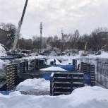 Нацпроект «Демография»: на ул. Подшипниковая, 27 монтируют фундамент здания нового детского сада
