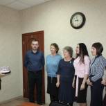 Оконешниковское местное отделение «Единой России» поздравило коллектив газеты «За урожай»