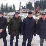 Сергей Никонов стал участником торжественного пуска строительства ледовой арены в Качканаре