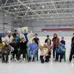 Ивановцы с особенностями здоровья при содействии партии «Единая Россия» посетили «Ледовый парк»