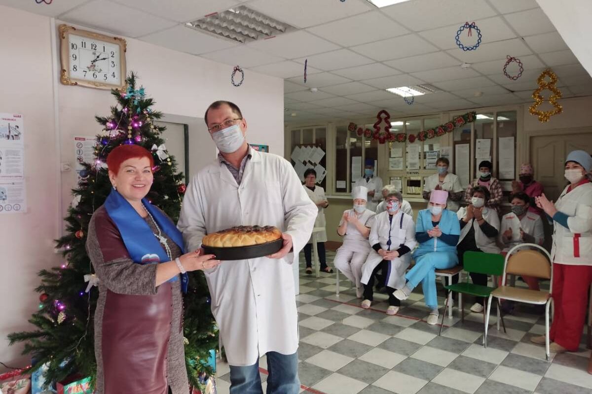 В регионе провели акцию «Единой России» «Праздничный пирог»