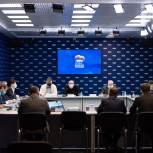 Денис Проценко: «Единая Россия» проконтролирует в регионах реализацию программы ранней реабилитации пациентов после коронавируса