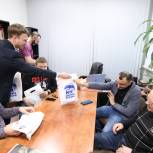 Партийцы поздравили с Днем российской печати коллектив медиахолдинга «Гранада Пресс»
