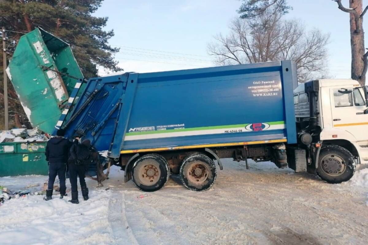 Вывоз мусора в Дзержинском районе на контроле